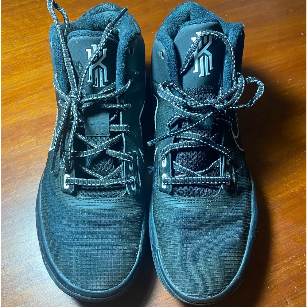 Nike Kyrie Flytrap 4